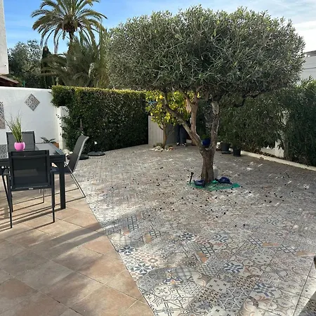 Bonito Con Gran Terraza Y Piscina Comunitaria Apartment