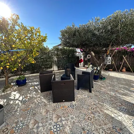 Bonito Con Gran Terraza Y Piscina Comunitaria Apartment