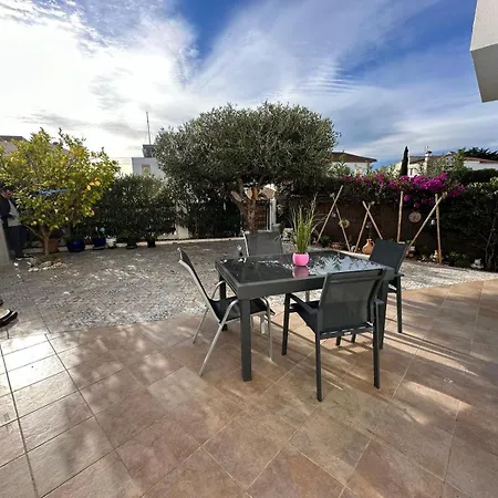 Apartment Bonito Con Gran Terraza Y Piscina Comunitaria Roses