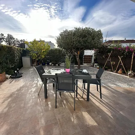 Bonito Con Gran Terraza Y Piscina Comunitaria *