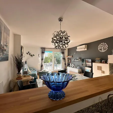 Bonito Con Gran Terraza Y Piscina Comunitaria Av-08 * روساس