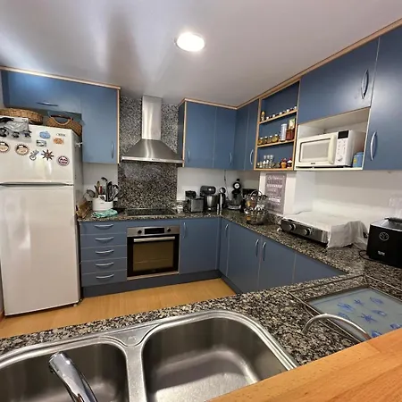 Bonito Con Gran Terraza Y Piscina Comunitaria Av-08 روساس