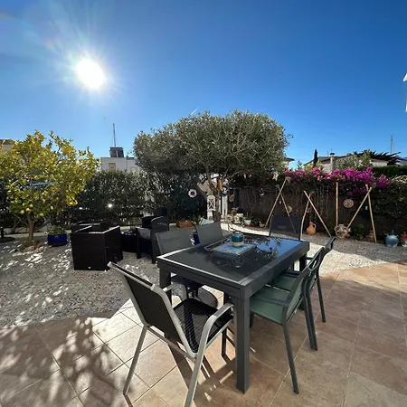 Apartment Bonito Con Gran Terraza Y Piscina Comunitaria